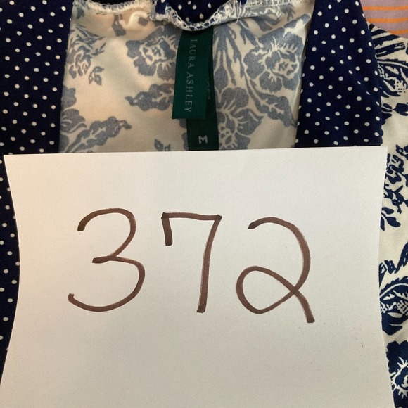 Laura‎ Ashley Robe Womens Sz M Navy Blue Floral Lightweight Belted Kimono - Picture 11 of 11